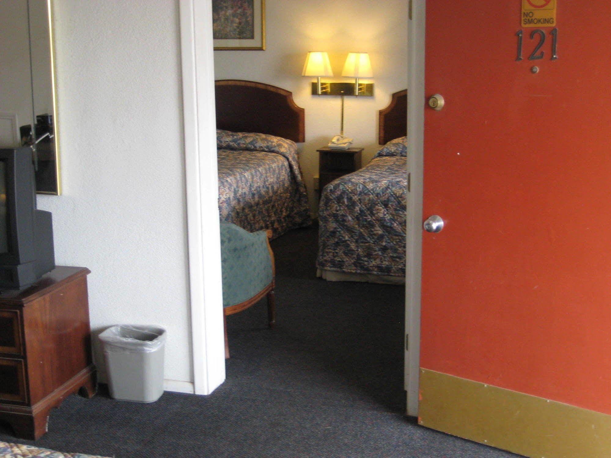 El Capitan Motel Gallup Bagian luar foto